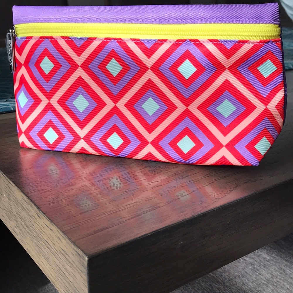 Brand New Clinique Toiletry/Makeup Bag